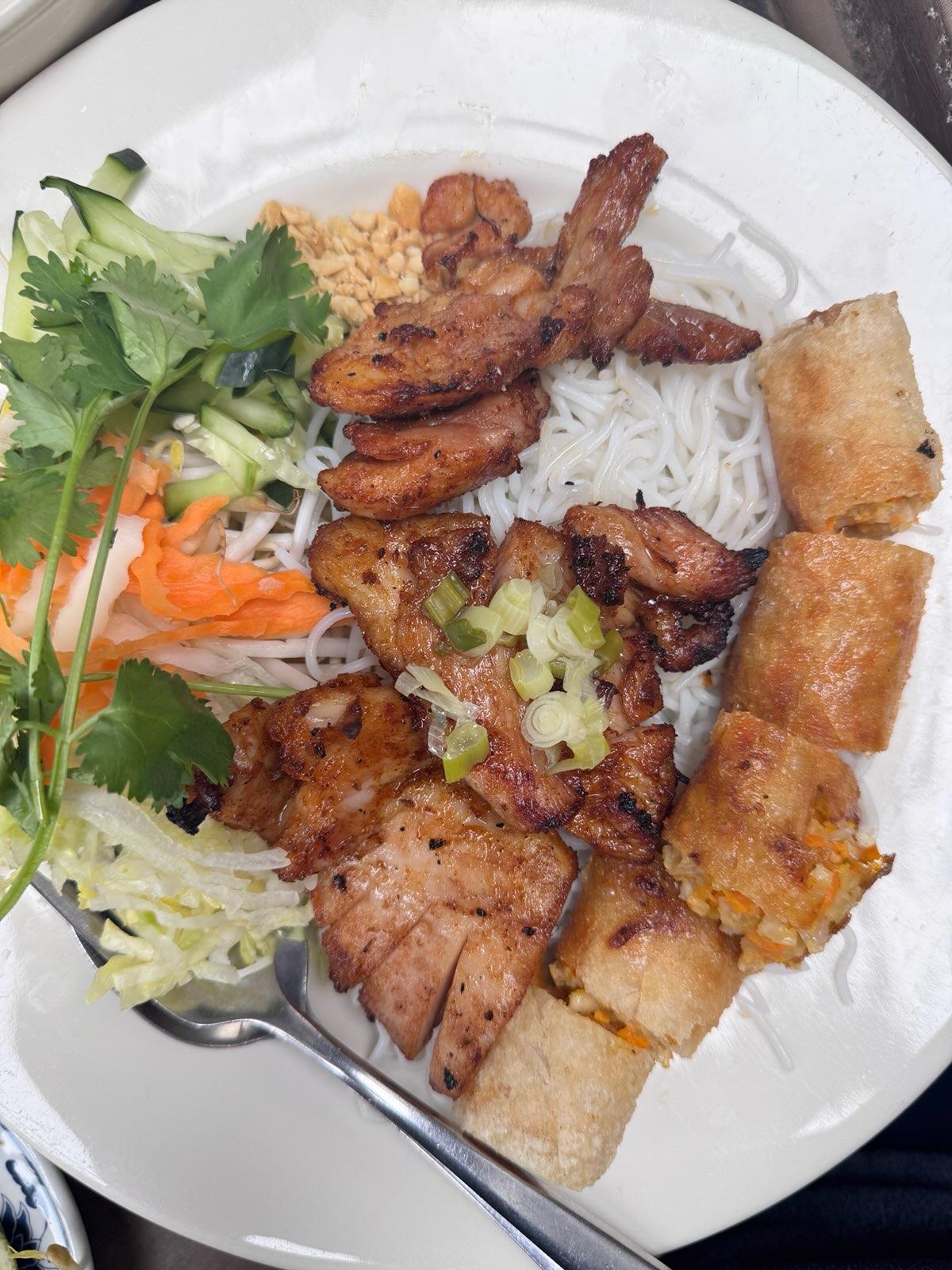 Grilled chicken eggroll vermicelli noodles